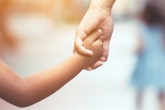 一名网友男宝宝起名 